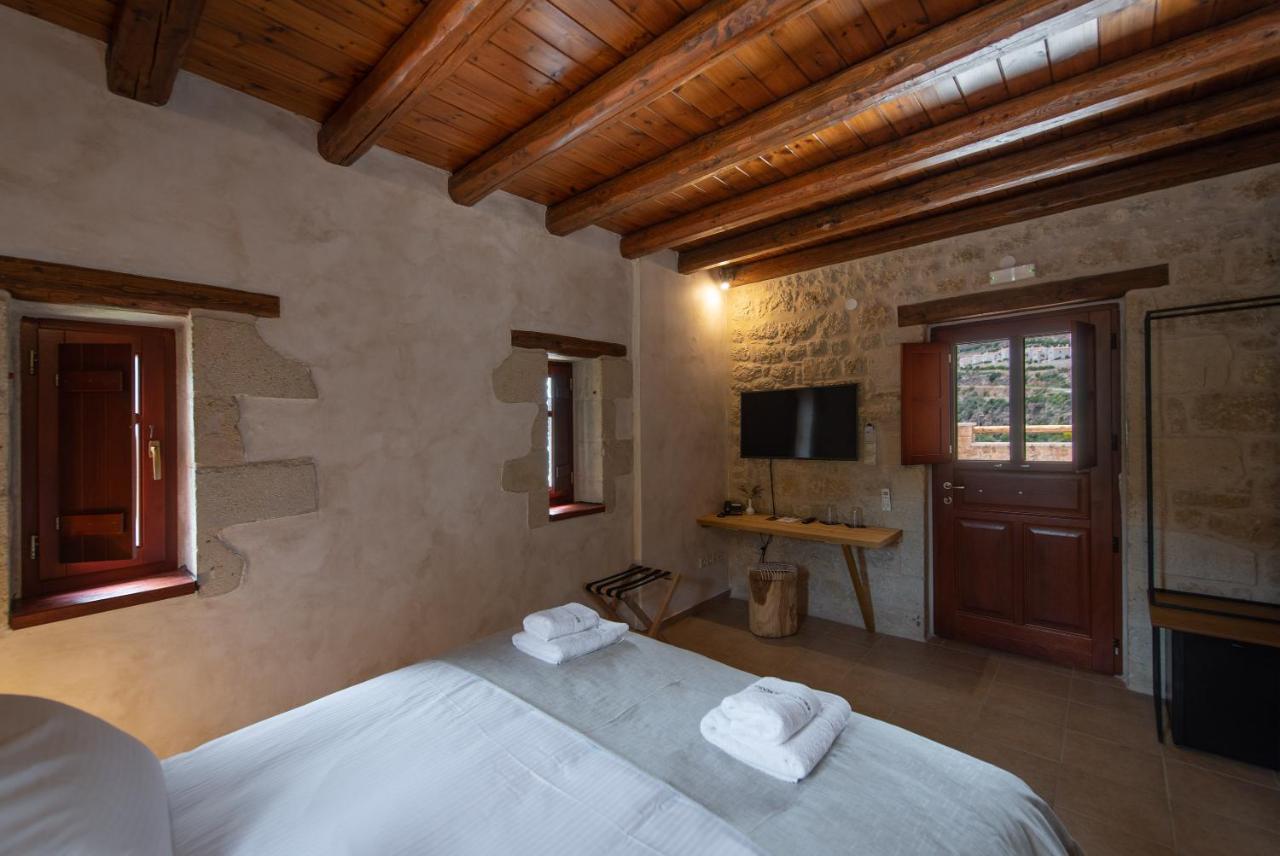 Brazzo Di Maina Hotel Oitilon Exterior photo