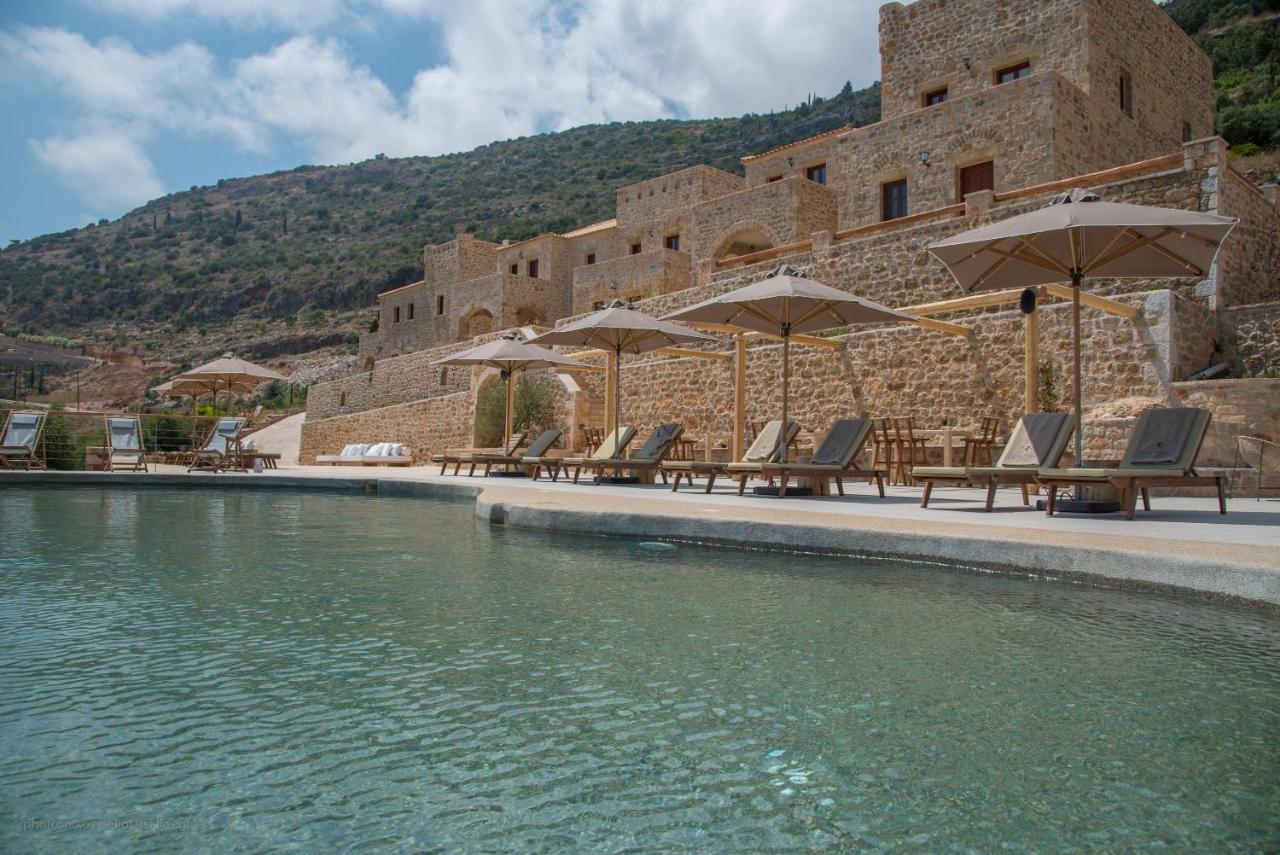 Brazzo Di Maina Hotel Oitilon Exterior photo