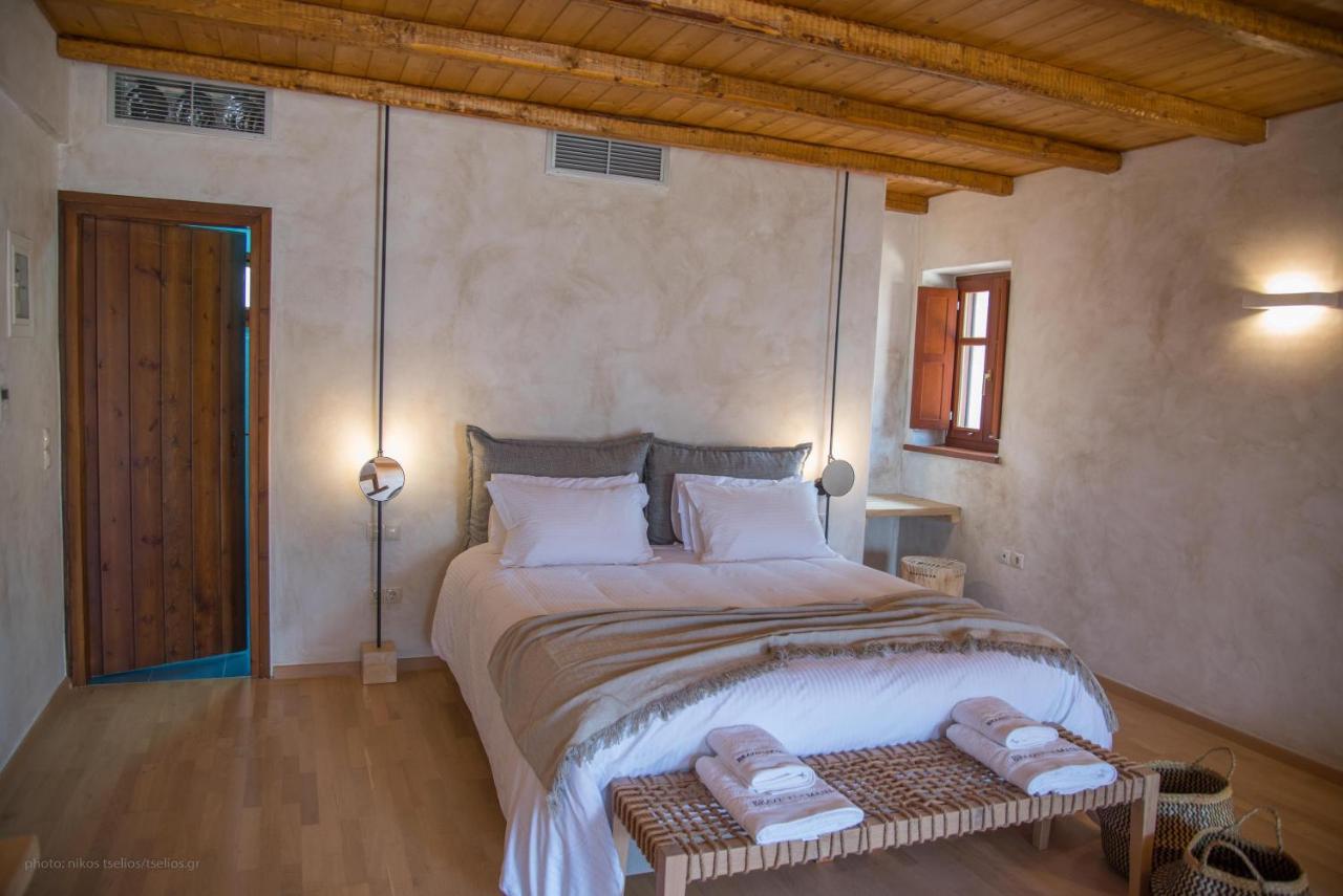 Brazzo Di Maina Hotel Oitilon Exterior photo