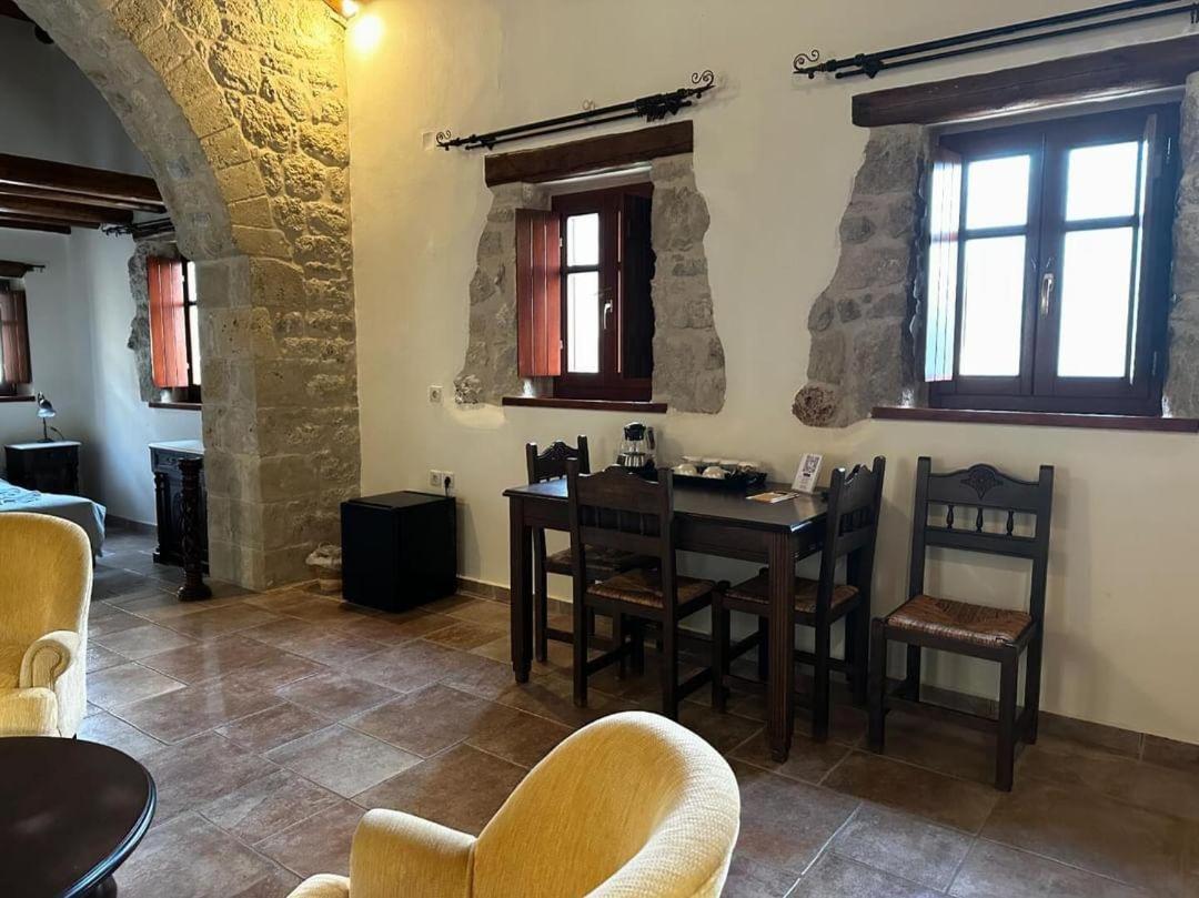 Brazzo Di Maina Hotel Oitilon Exterior photo